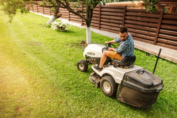 Industrial Lawn Mowing in Longwood